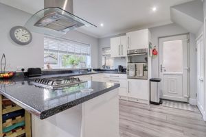 Kitchen/Diner- click for photo gallery